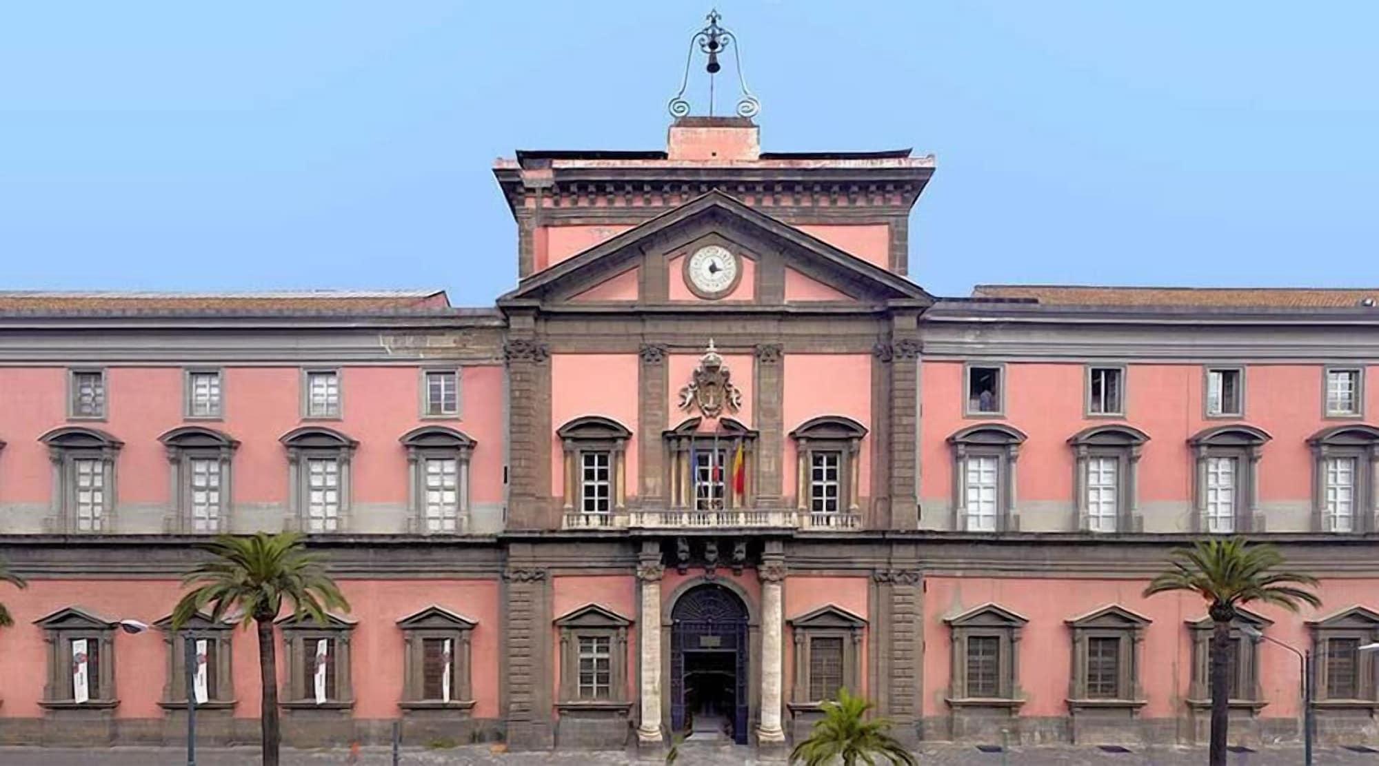 Palace Napoli Buitenkant foto